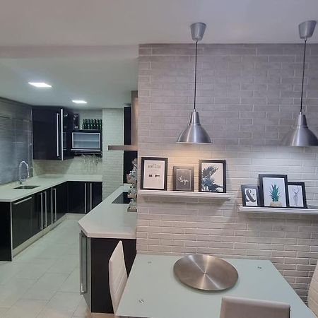 Piso Centrico Y Tranquilo Apartment เฮน ภายนอก รูปภาพ